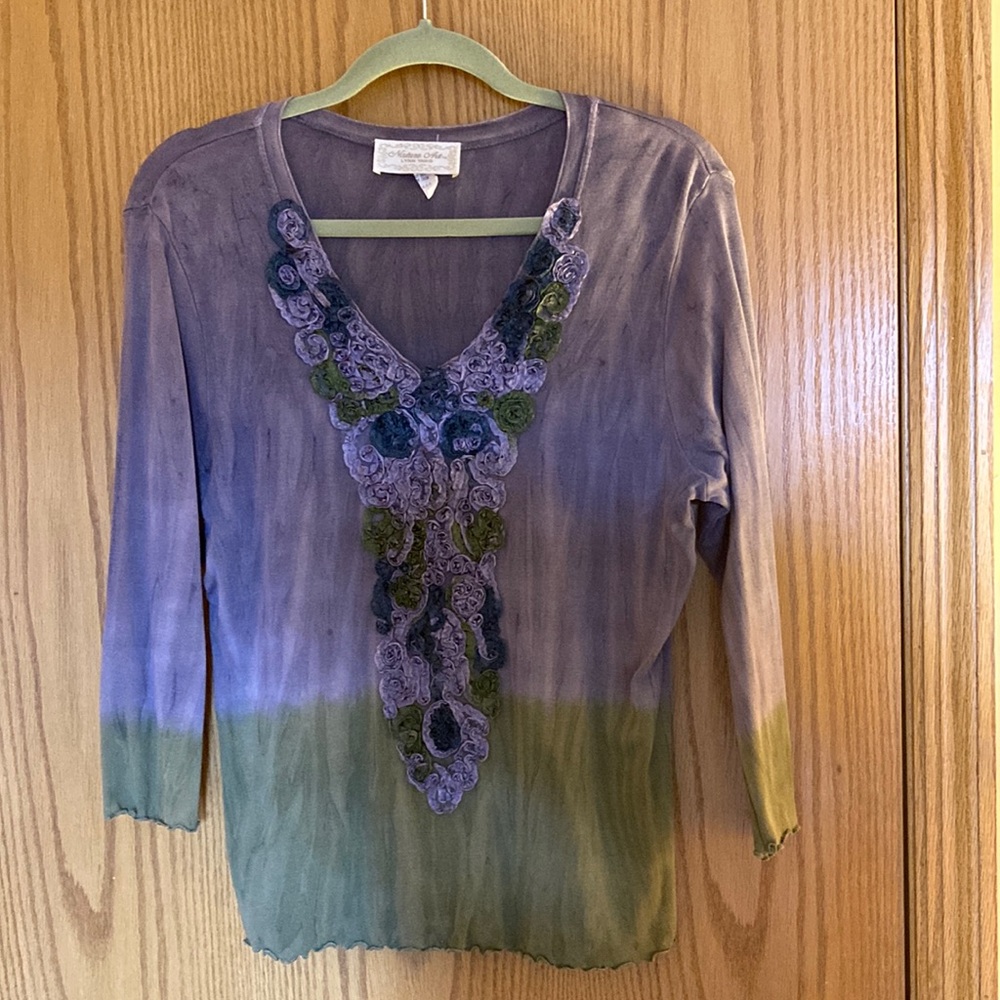 3/4 sleeve lettuce hem multicolor rosette V neck top from Nature Art in size M.